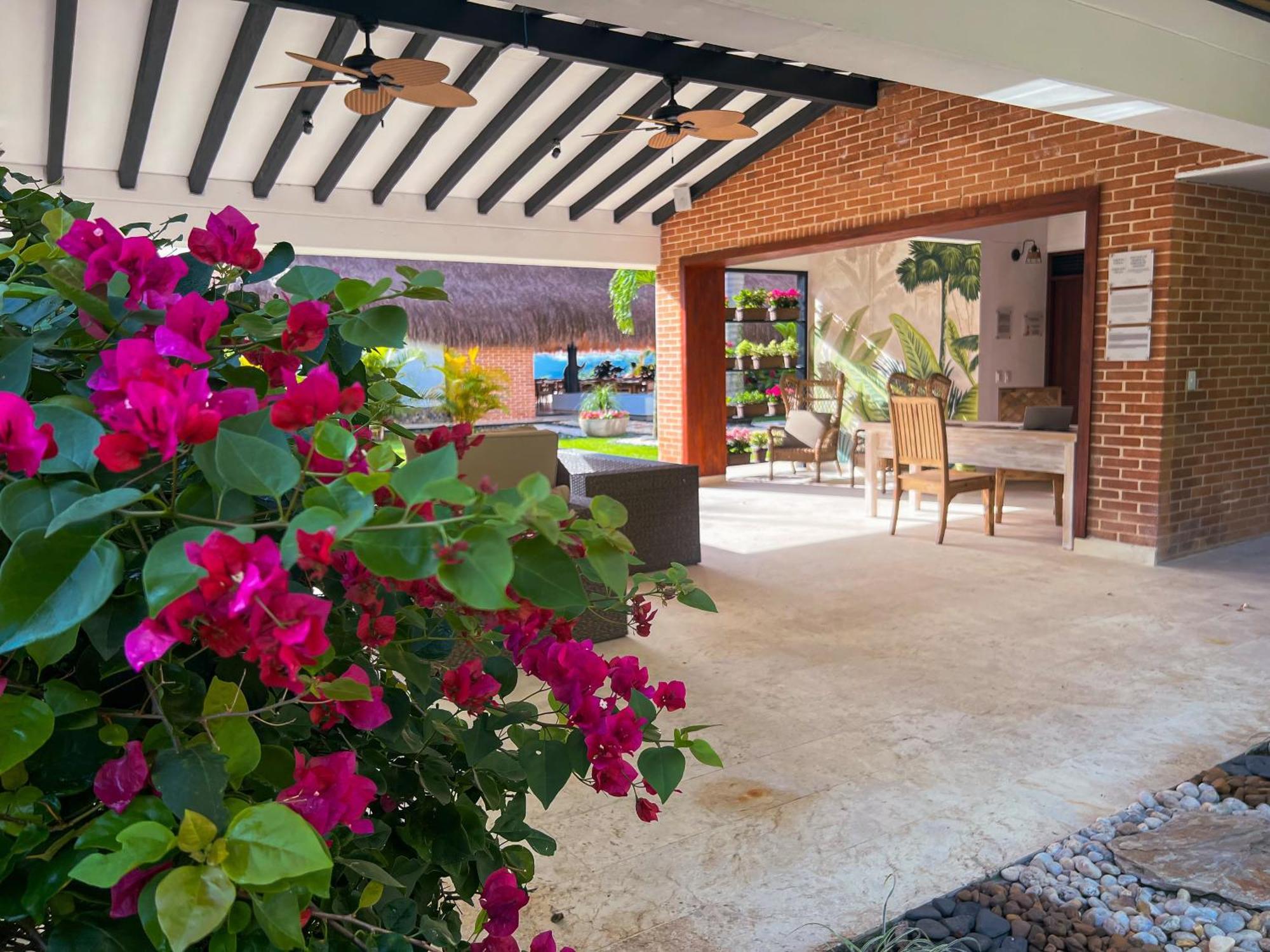 Fina Estampa Country Hotel - Mayores De 10 Anos - Támesis エクステリア 写真